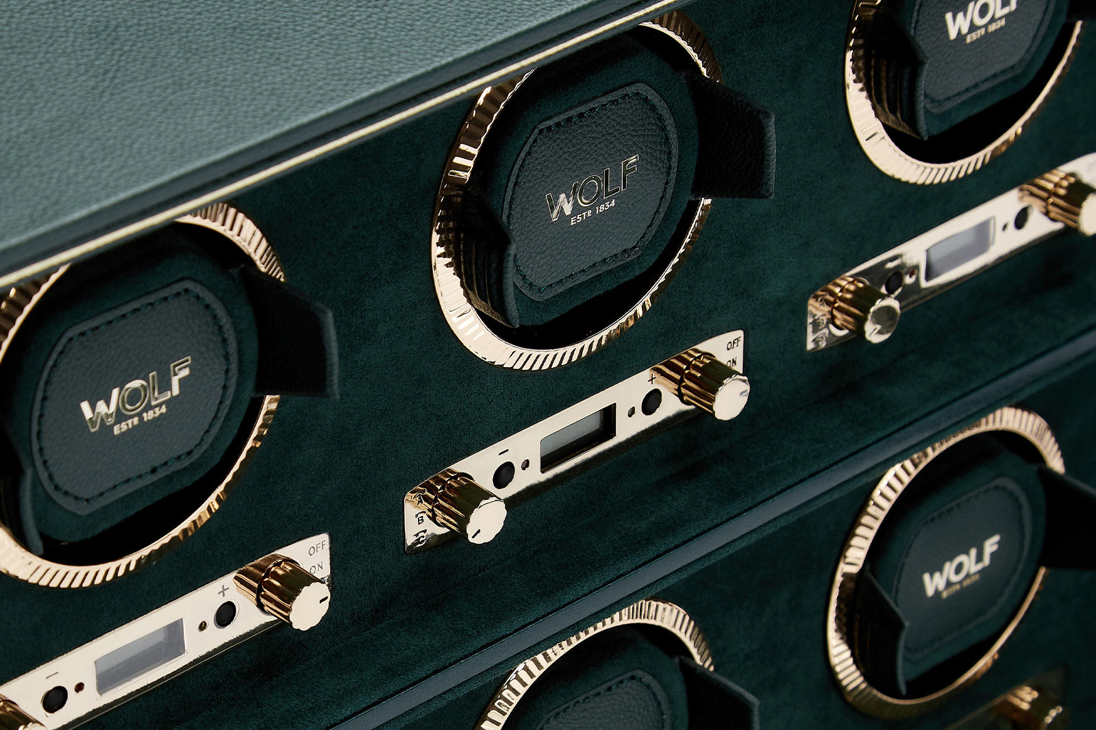 WOLF British Racing Green Six-piece Watch Winder close-up